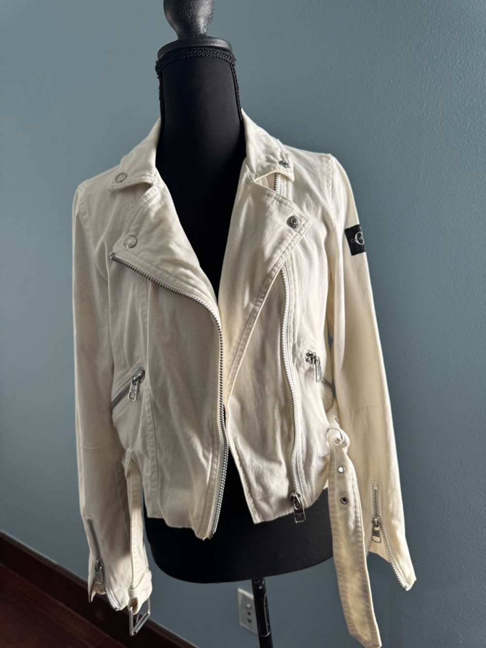Calvin Klein Jeans Cream Biker Jacket with Belted Waist - Picture 4 of 7